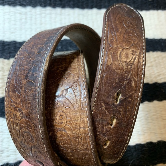 Wrangler Tooled Leather Belt - Picture 8 of 11